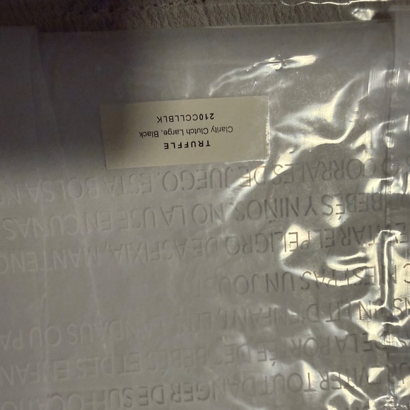 Truffle Clarity Clutch Large in Black - Picture 3 of 4